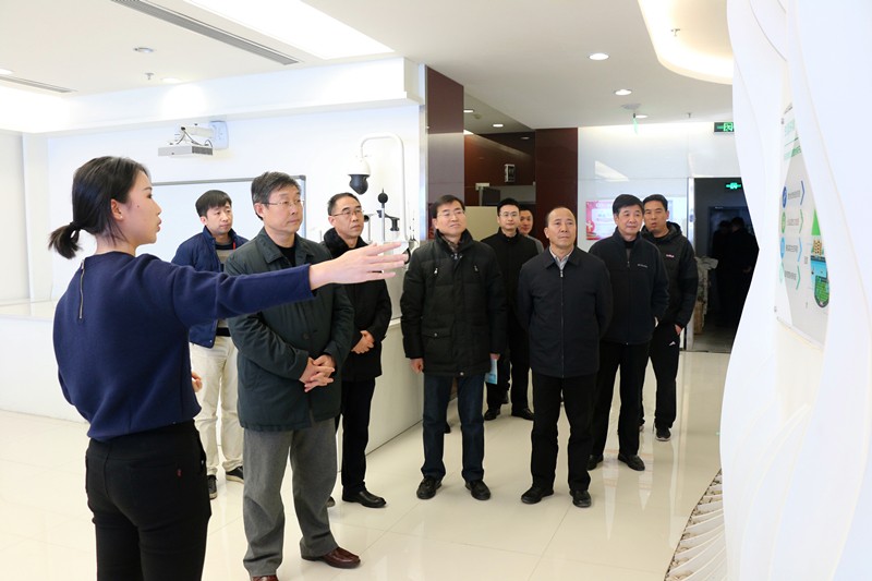 省人大常委会委员、环资工委主任李三原到陕西EVO厅集团调研座谈