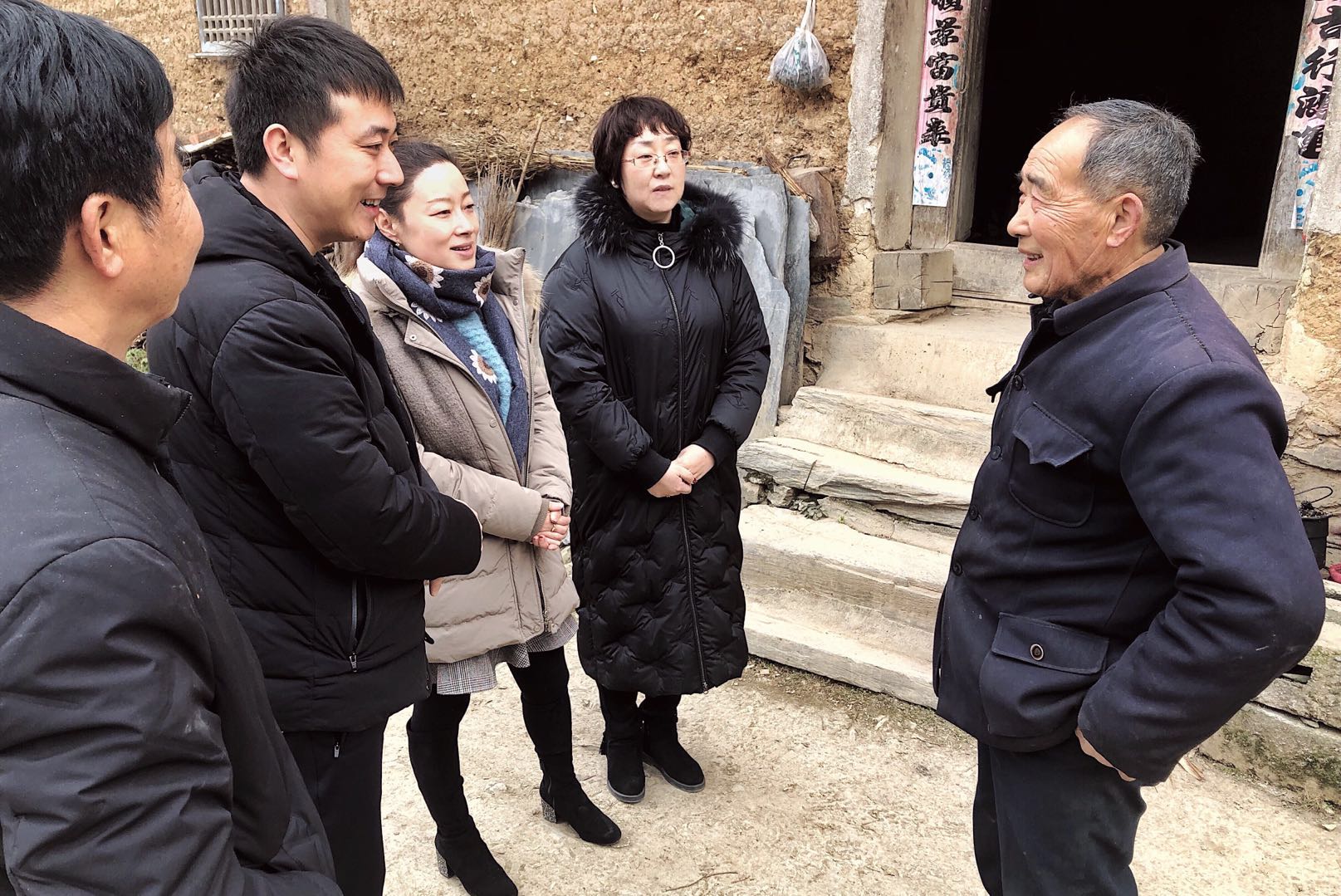 陕西EVO厅集团赴旬阳县双河镇走访慰问送温暖