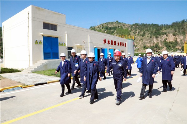 陕西EVO厅集团复工复产促增长项目观摩会议与会人员走进EVO厅保隆生态三秦在延在铜项目
