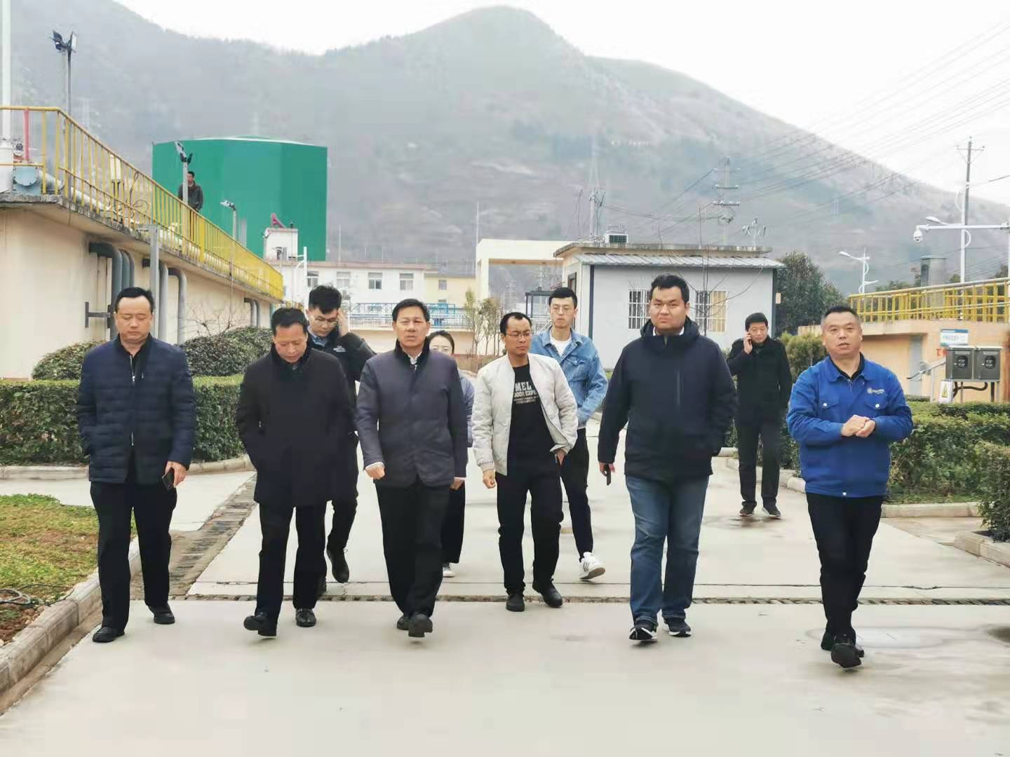 省发改委区域处到水环境公司丹凤县污水处置厂调研