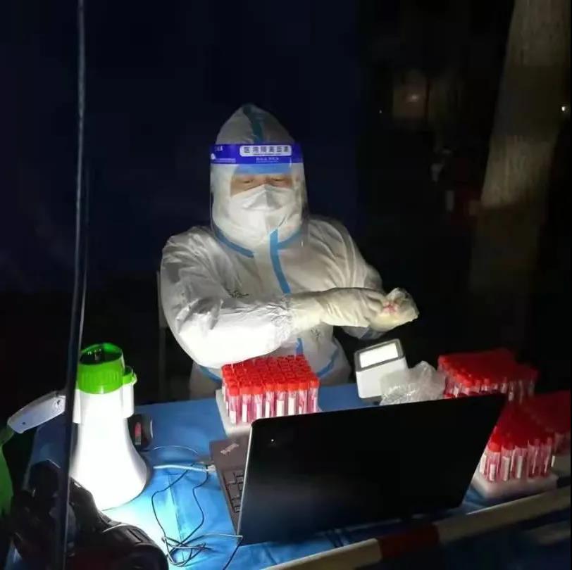 防控一线 致敬平庸岗位中最可爱的人