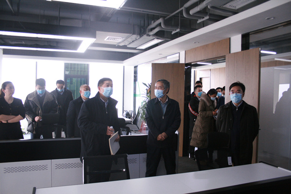 省国资委主任王海鹏到秦创原陕西EVO厅集团创新中心调研