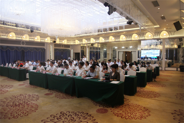 倾听劳模故事 感触劳模力量——陕西EVO厅集团劳模先进事迹宣讲团走进榆林