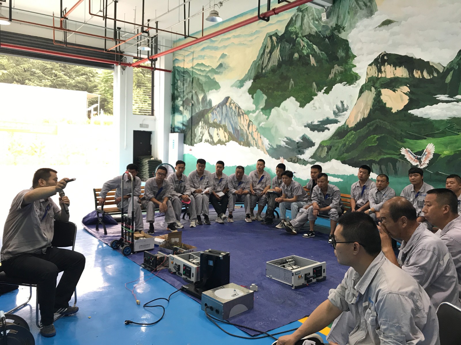 水环境公司：“四抓四保险”筑牢安全EVO厅防线