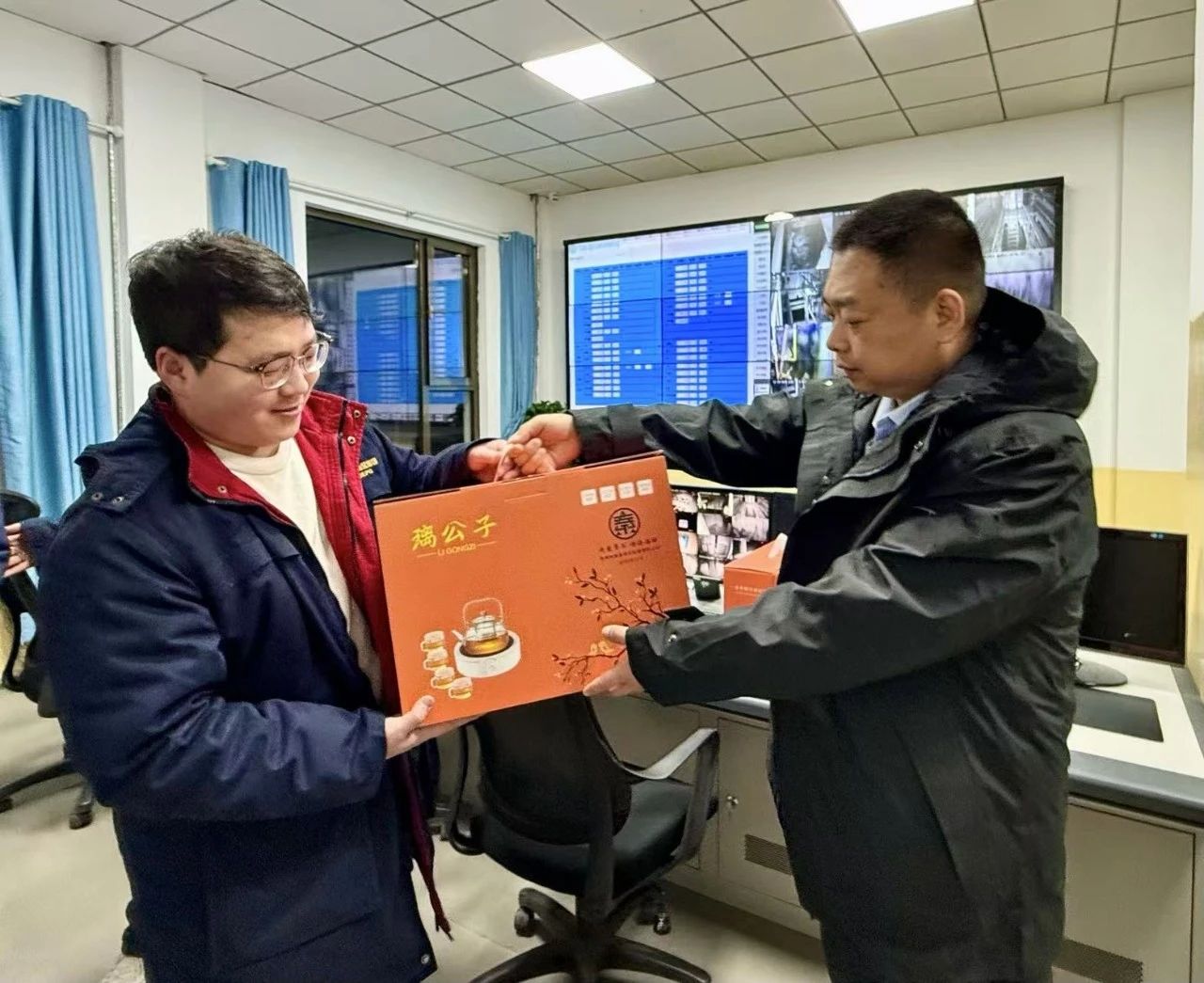 关切一线，情暖隆冬｜水环境公司工会发展2024年“冬送温暖”慰问活动