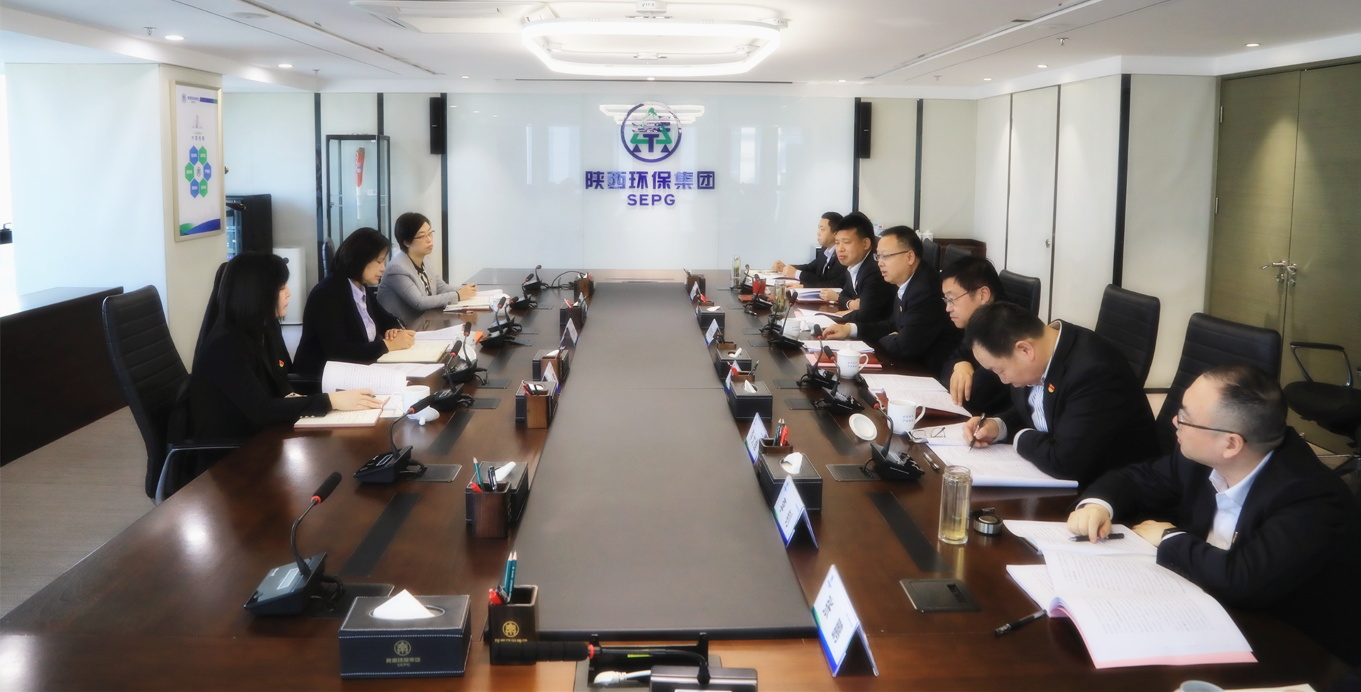 陕西EVO厅集团召开2024年度辅导班子民主生涯会暨巡视整改专题民主生涯会