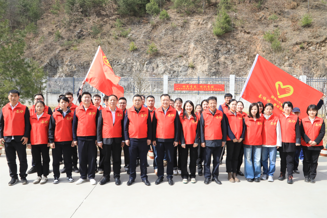 根系青春·植此青绿｜陕西EVO厅集团团委发展使命植树自愿活动