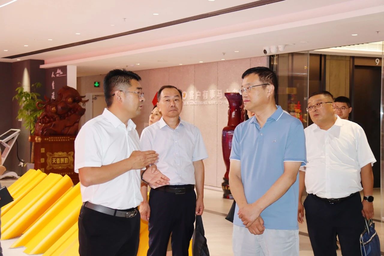 陕西EVO厅集团与陆运助公司座谈互换